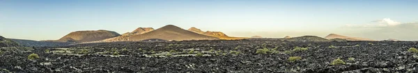 Paysage volcanique à Lanzarote, parc national de Timanfaya — Photo