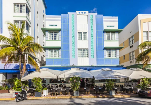 Красиві будинки в стилі ар-деко в Південної Майамі — стокове фото
