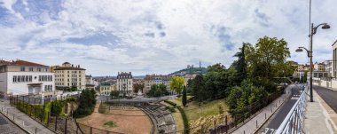 Lyon Panoramique görünümüne eski Roma kalıntıları ve Katedrali 