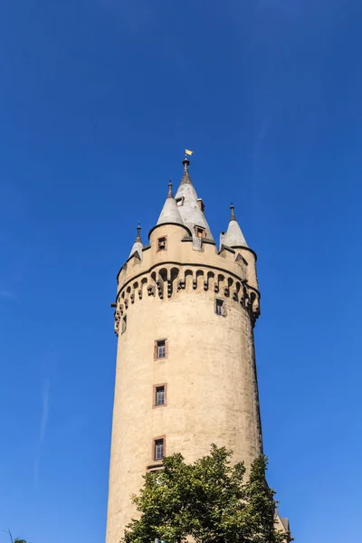 Eschenheimer Turm (Wieża Eschenheim) został w bramą miasta, część la — Zdjęcie stockowe