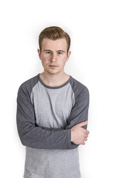 Cooler Junge mit coolem Gesichtsausdruck posiert im Studio — Stockfoto