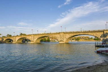 Londra Köprüsü lake havasu, o ile yeniden eski tarihi köprü