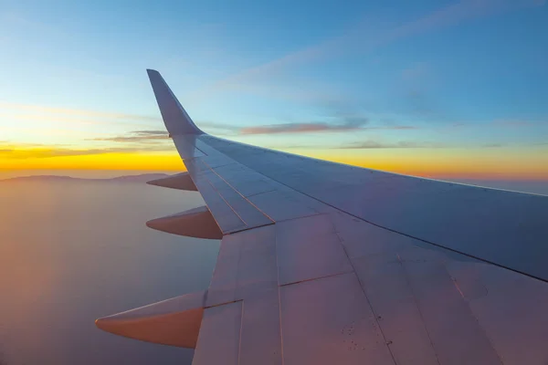 Samolot w zachód słońca — Zdjęcie stockowe