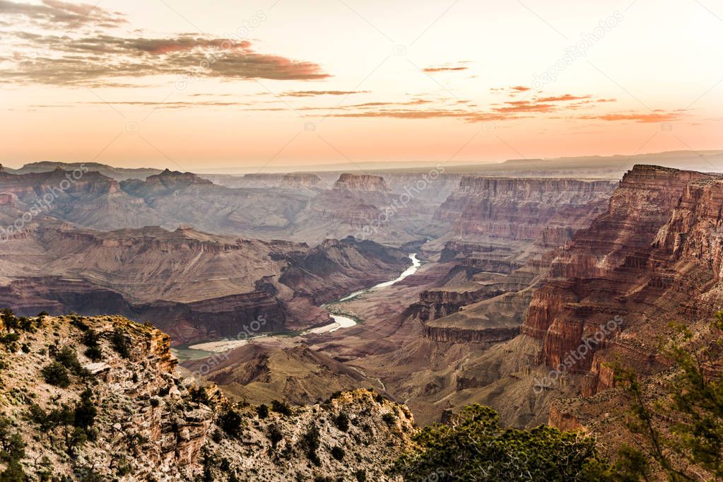 sunrise at Grand Canyon 