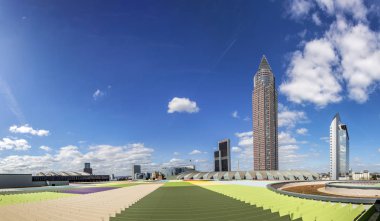 Messeturm: ve Marriott otel Frankfurt Ticaret Fuarı Gr yanındaki