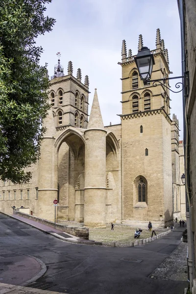 Cattedrale di Montpellier, propriamente la Cattedrale Saint-Pierre de M — Foto Stock