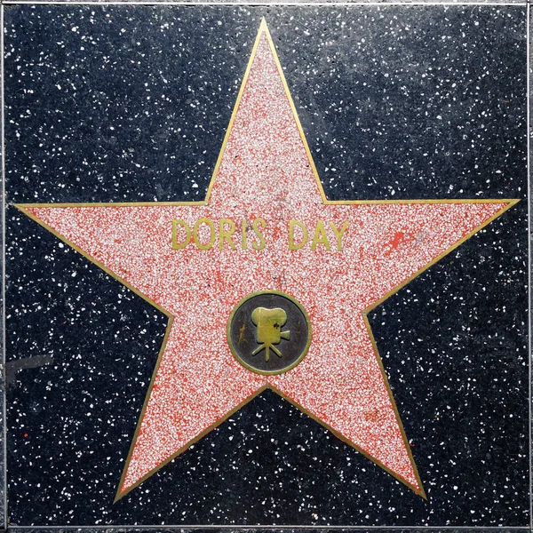 La estrella de Doris Day en el Paseo de la Fama de Hollywood — Foto de Stock