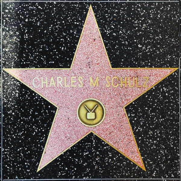 M Charles schulz hvězdu na hollywood walk of fame — Stock fotografie