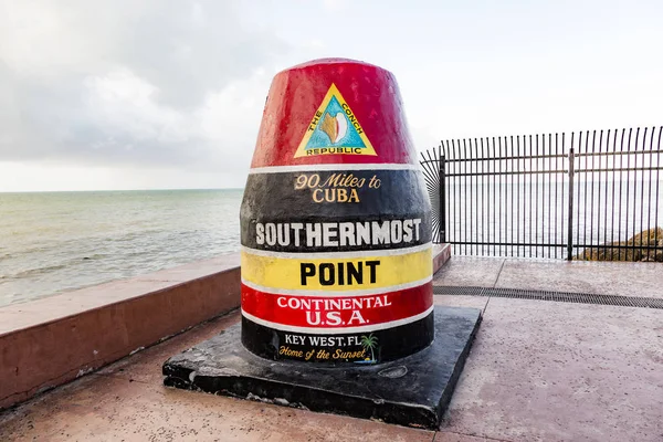 Southernmost Point marker, Key West, USA — Stock Photo, Image