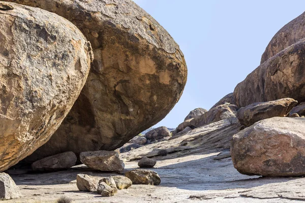 Felsen genannt Stierparty in ameib, erongo, namibia — Stockfoto