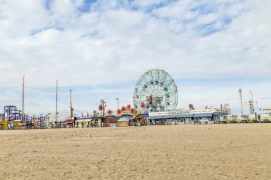  insanlar ünlü eski mesire Coney Island, amusemen ziyaret