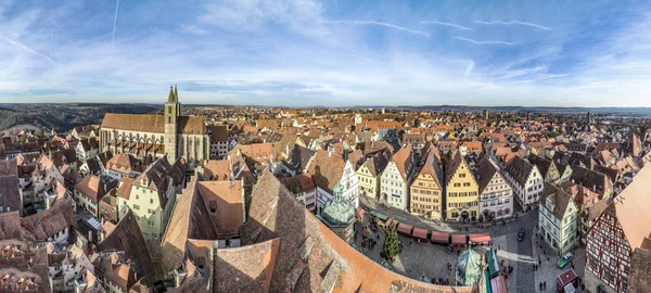 Vista panoramica sulla città medievale di Rothenburg ob der Tauber . — Foto Stock
