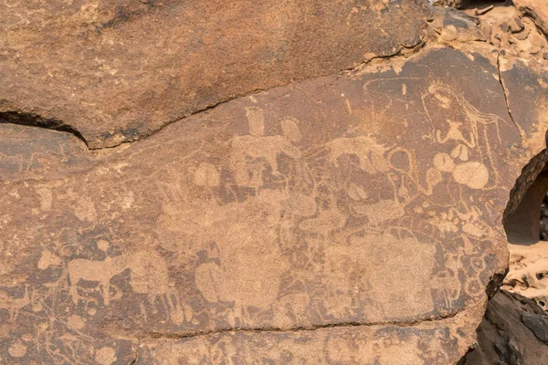 Grabados Bushman en la roca de granito, Twyfelfontein UNESCO Wor — Foto de Stock