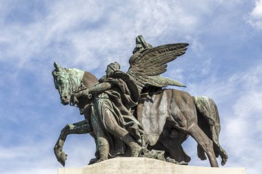 Alman İmparatoru William atlı heykeli ben Almanca köşede ben