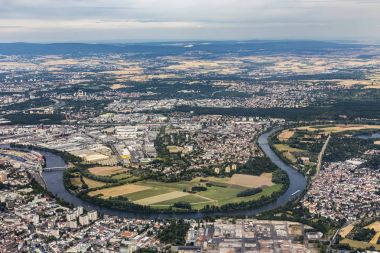 Hanau Frankfurt yakınlarındaki hava nehir ana döngü ile