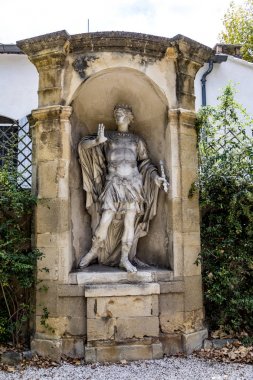 eski heykeller Aix en provence joseph sn Türbesi