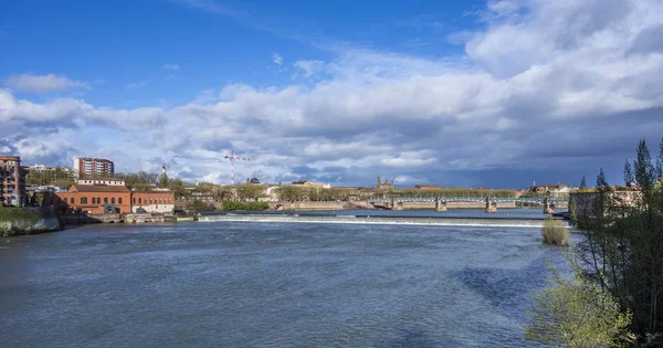 Panoramautsikt över horisonten av Toulouse — Stockfoto