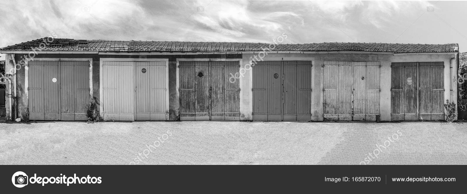 Muster von Garagentoren - Stockfotografie: lizenzfreie Fotos © Hackman