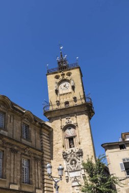 ünlü Saat Kulesi Aix en Provence