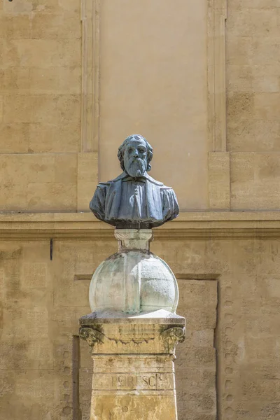 Staty av Peiresc i Aix en provence — Stockfoto