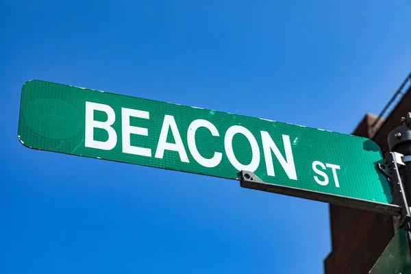 Panneau de signalisation rue Beacon à Boston — Photo