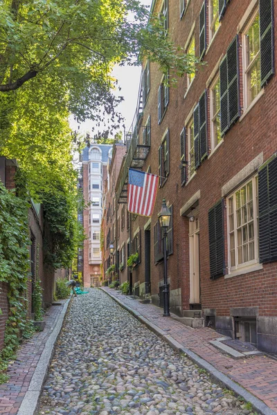 Beacon Hill-kvarter med gamla cobble stenar, centrala Boston — Stockfoto