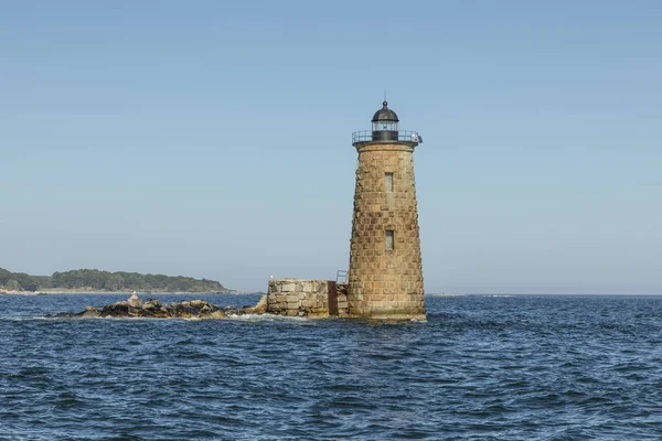 Whaleback Faro al largo della costa di Portsmouth Maine — Foto Stock