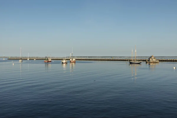 Vista a los barcos de Muelle en Provincetown al atardecer — Foto de Stock