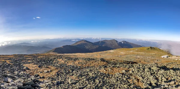 View from Mount Washington to the white mountains — Stock Photo, Image