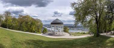 ruedesheim olsd panorama Tapınağı ve nehir manzaralı Ren val