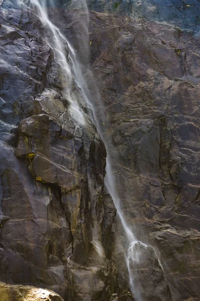 Bridal Veil Falls in detail in Yosemite national park — Stock Photo, Image