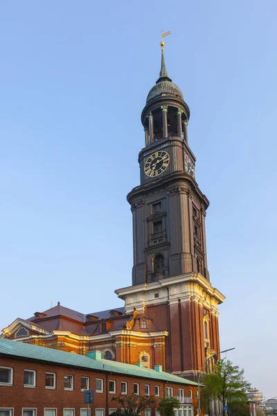 Oben auf st. michaelis - hamburg michel — Stockfoto