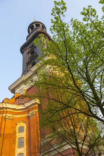 Toppen av st. michaelis - Hamburg Michel — Stockfoto