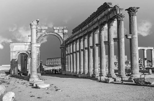 Αρχαία χρόνο του Ρωμαϊκή πόλη στην Παλμύρα, Συρία — Φωτογραφία Αρχείου