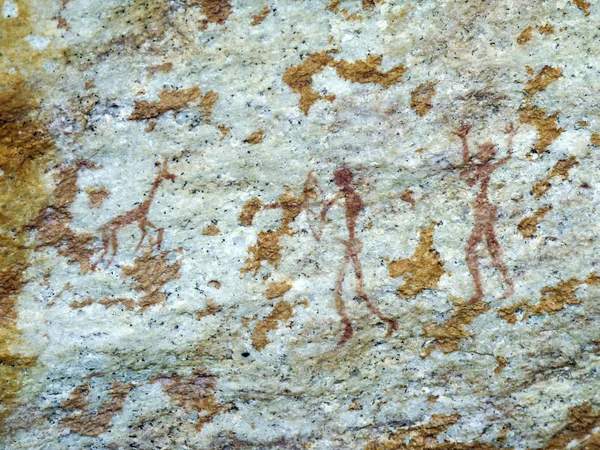 Buschmänner (san) Felsmalerei von Menschen und Antilopen, Drachenzähmer — Stockfoto