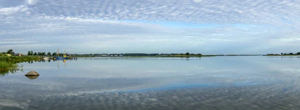 Paisagem cênica no backwater do mar baltic em Benz, Usedom — Fotografia de Stock