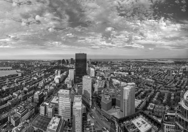 Luchtfoto uitzicht op de skyline van Boston — Stockfoto