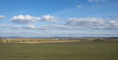 Taunus bölgesinde kırsal manzara panoramik manzaralı