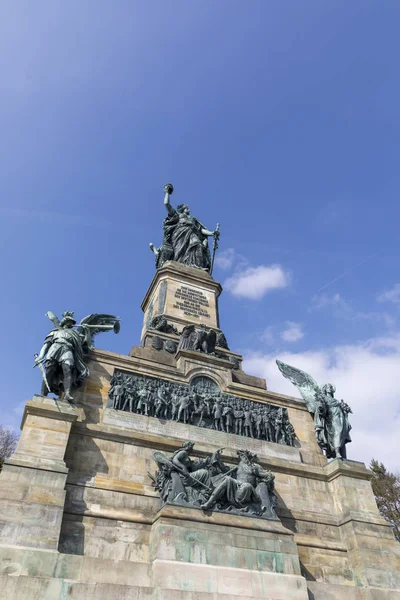Monumento de Niederwald representa a união de todos os alemães - localize — Fotografia de Stock