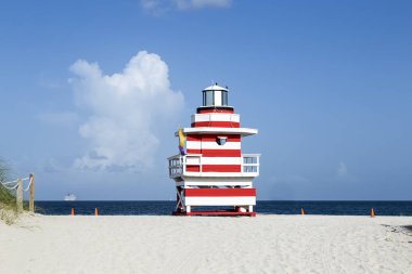 Cankurtaran Kulesi miami Beach güzel bir yaz gününde 