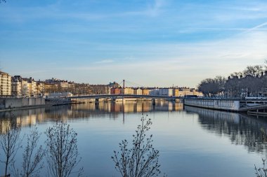 Lyon adlı Rhone nehir manzarası 