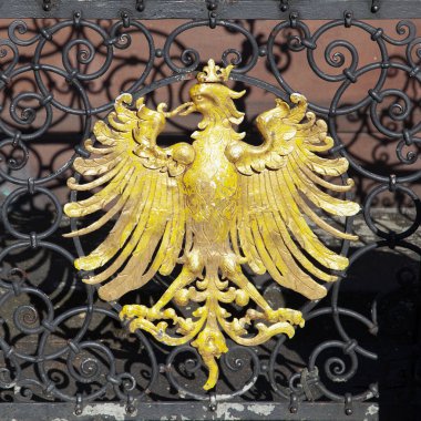 Altın kartal, soylu hayvan ve Frankfurt 'un sembolü.