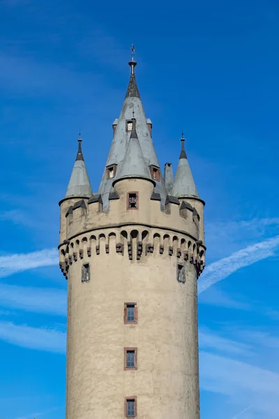 Vy över Eschersheimer-tornet i Frankfurt — Stockfoto