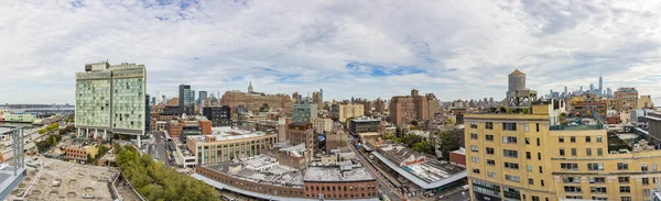 Вид на центр Манхэттена, Нью-Йорк, с плоской формы — стоковое фото
