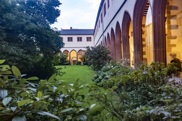 Het karmelietenklooster in Frankfurt, Duitsland — Stockfoto