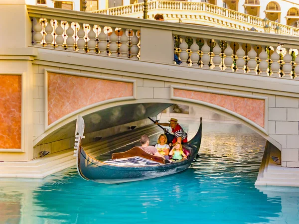 Venetian Resort Hotel & Casino. The resort opened on May 3, 1999 — Stock Photo, Image