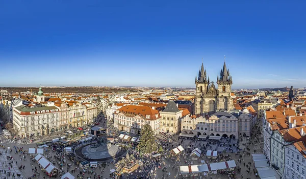 Vieille ville de Prague, République tchèque. Vue sur Tyn Church et Jan H — Photo