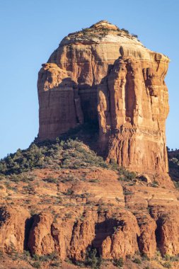 Red Rock State Parkı 'ndaki manzaralı kırmızı kayalar. 