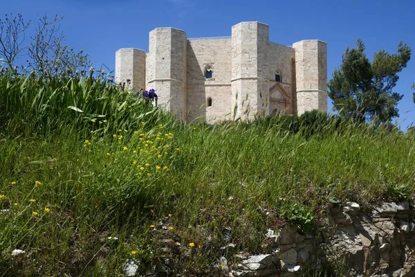 Castel del Monte (Castello del Monte) in Puglia, Italia . — Foto Stock