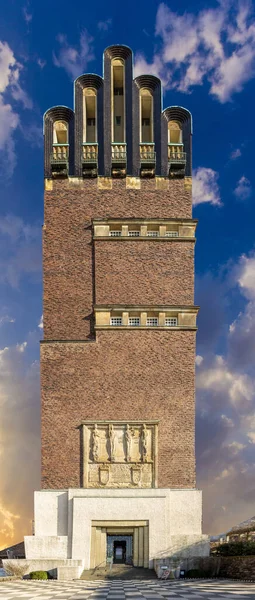 Famosa torre de casamento (Hochzeitsturm) na área art nouveau Mat — Fotografia de Stock